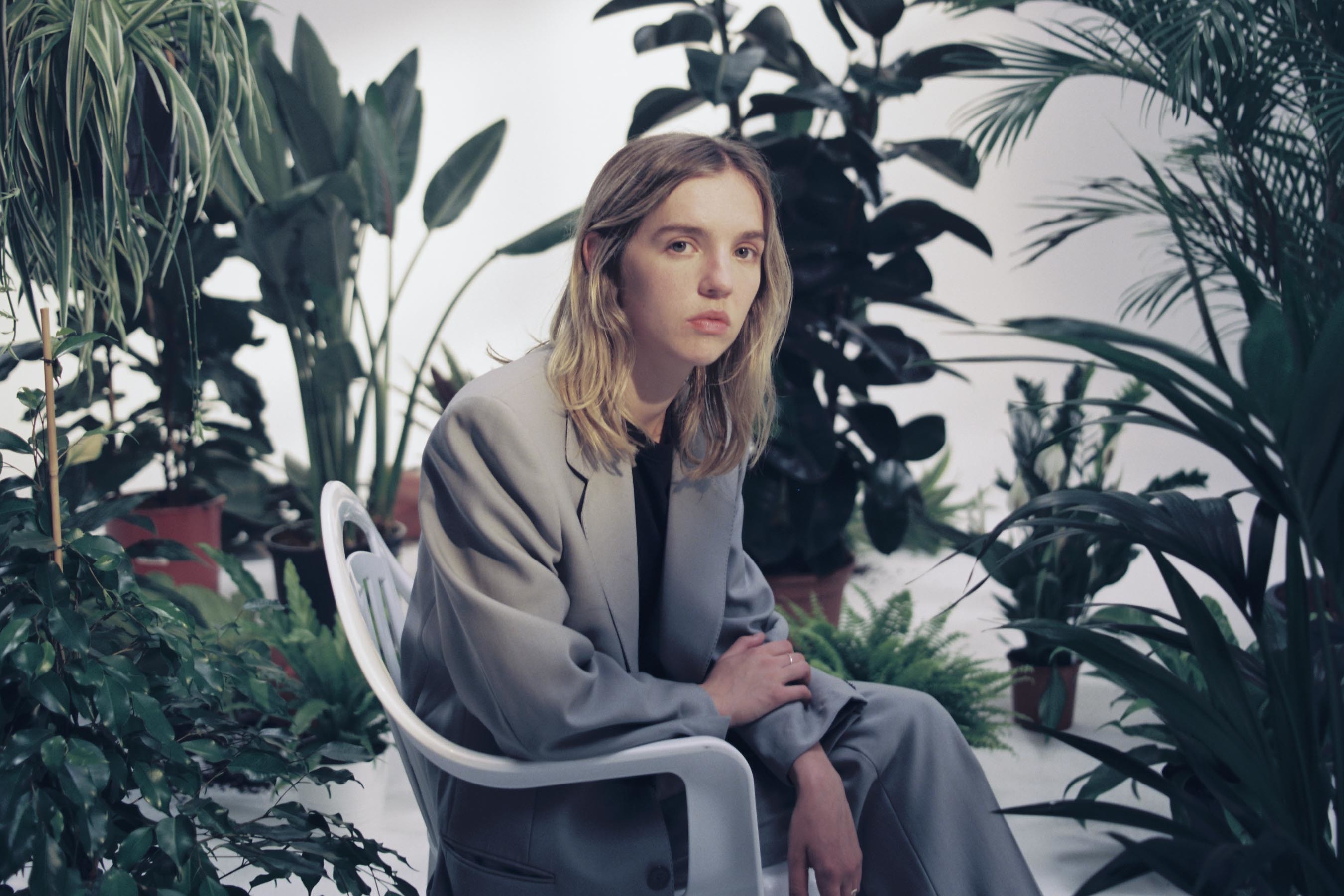 The Japanese House – Something Has to Change