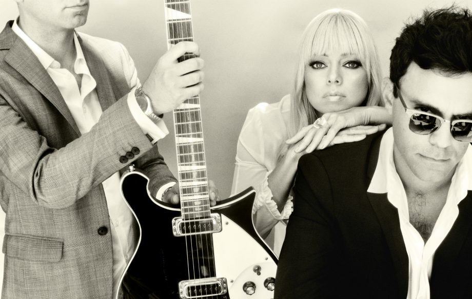 Chromatics – Whispers In The Hall