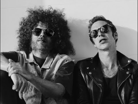 Wolfmother – Chase The Feeling feat. Chris Cester