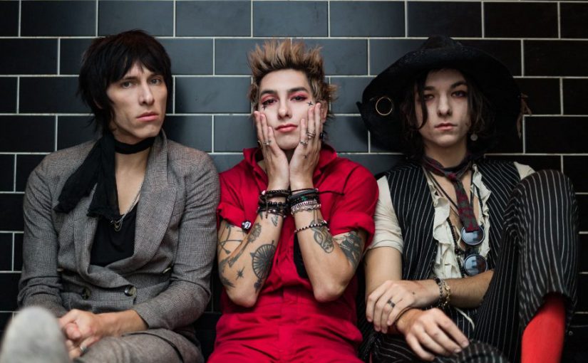 Palaye Royale – Lonely