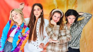 Hinds – Riding Solo