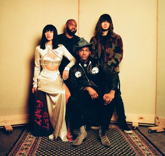 Khruangbin & Leon Bridges – Texas Sun