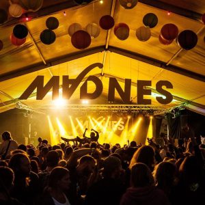 Surf/muziekfestival MadNes komt met info nieuwe editie