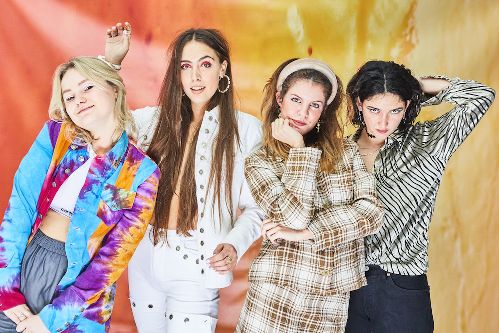 HINDS brengt op 3 april hun derde studio album uit