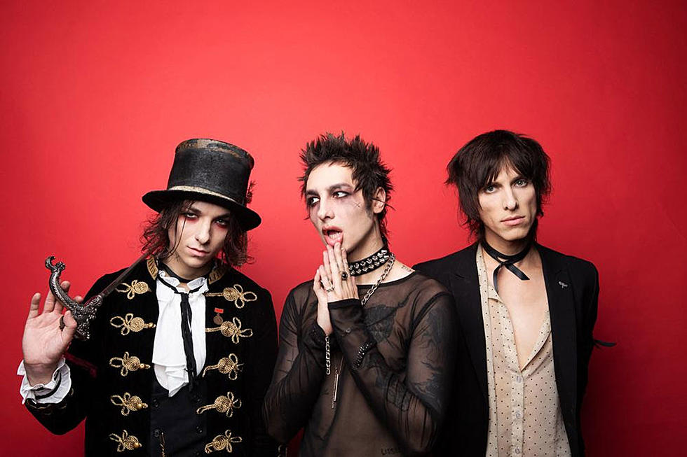 Palaye Royale – Lonely