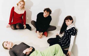 Porridge Radio – Circling