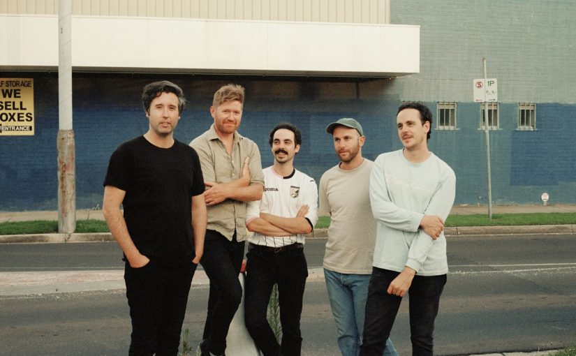 Rolling Blackouts Coastal Fever – She’s There