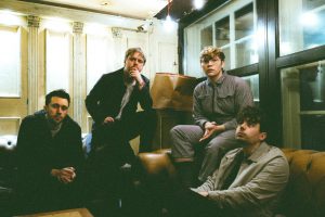 The Howl & The Hum – Hostages