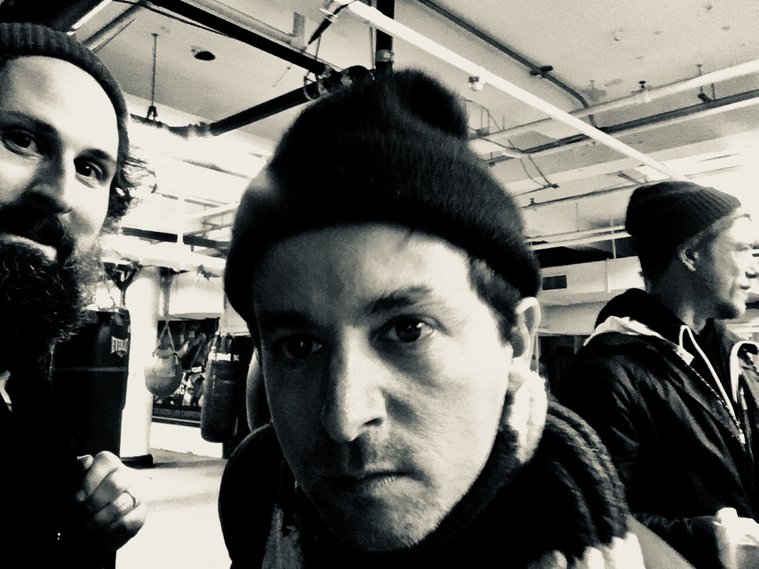 Muzz – Knuckleduster