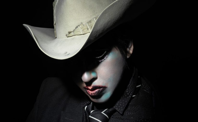 Marilyn Manson – DON’T CHASE THE DEAD