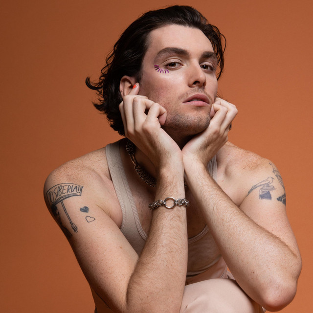 Ben Hopkins – Laugh Track