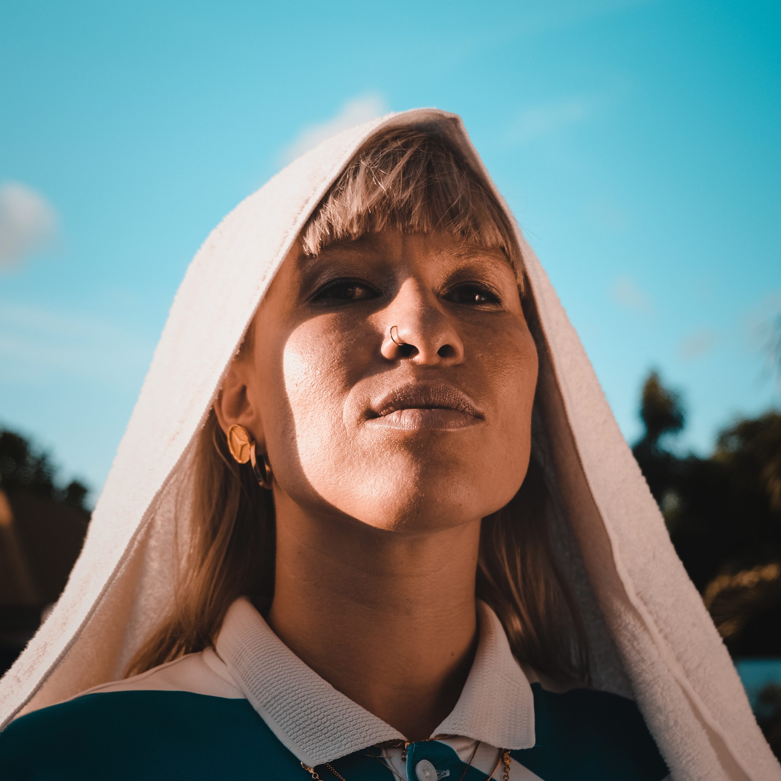 Clipprimeur: Anne-Fay – White Woman (Akweley)