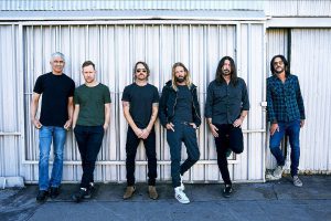 Foo Fighters – Waiting On A War