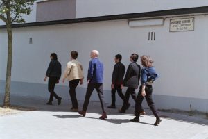 The Calicos – Follow You Down