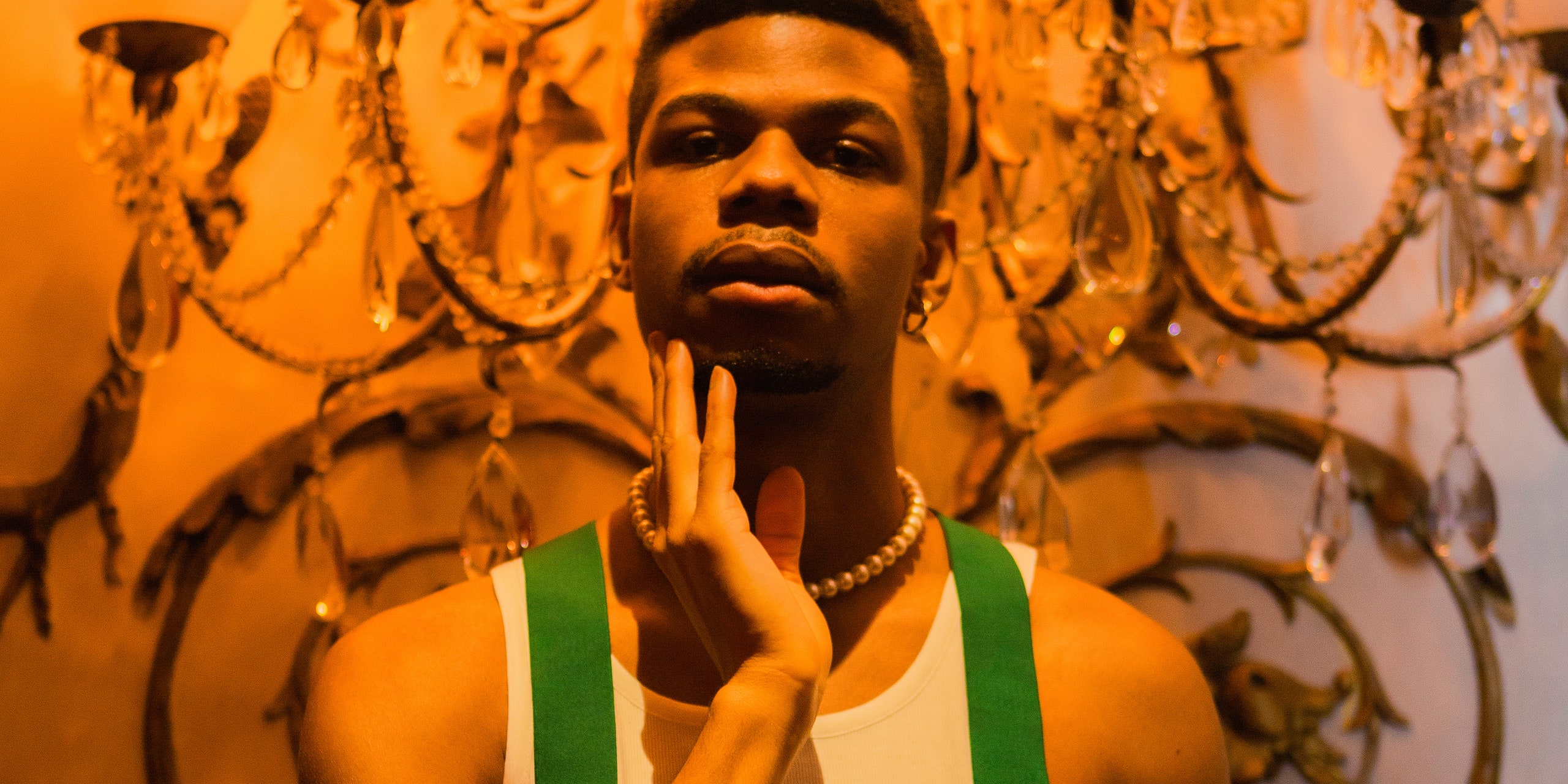 Poté – Young Lies feat. Damon Albarn