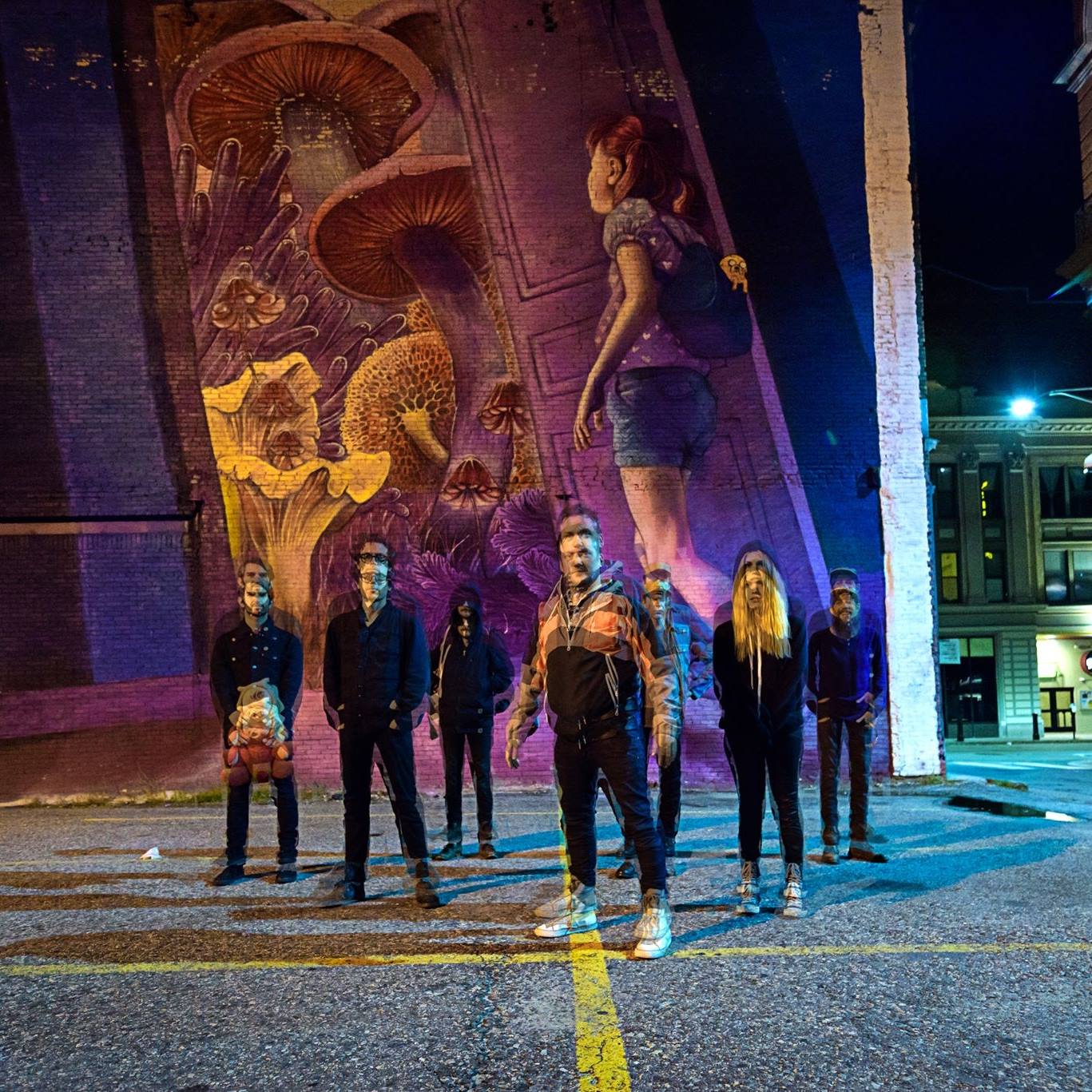 Modest Mouse – We Are Between