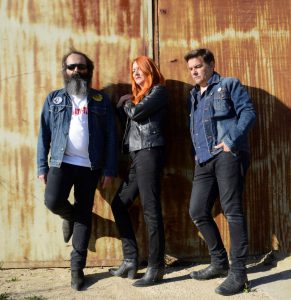 The Limiñanas & Laurent Garnier – Que Calor (feat. Edi Pistolas)