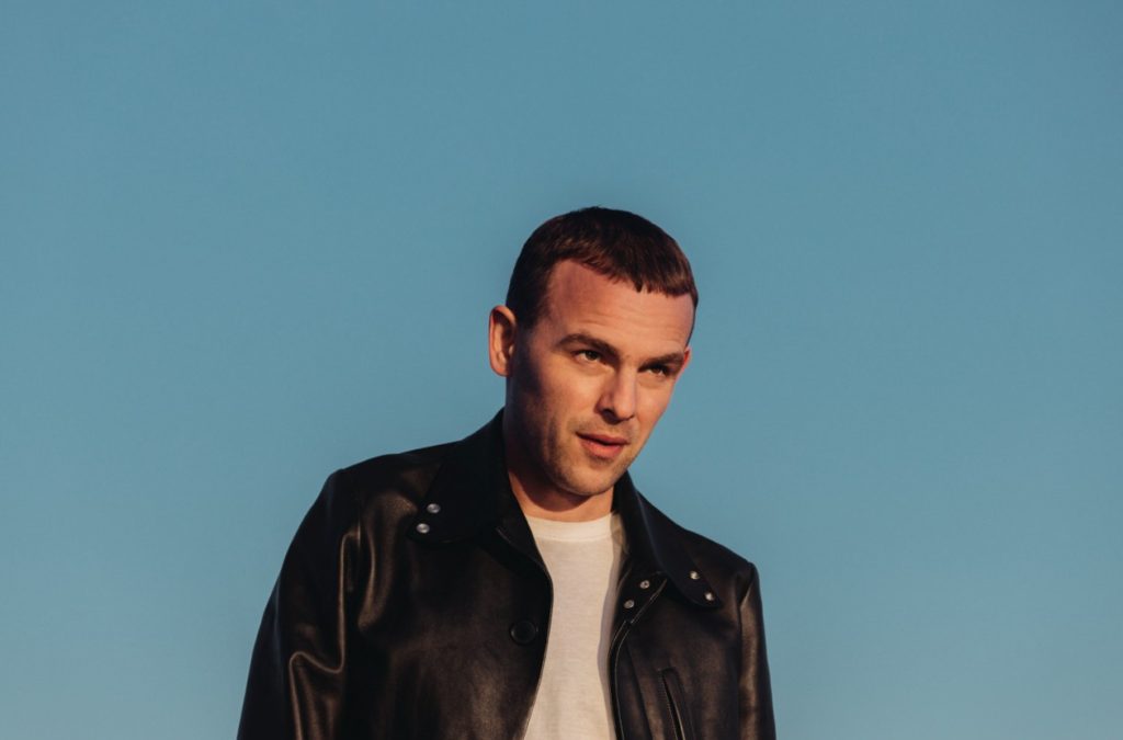 Amen Dunes & Sleaford Mods – Feel Nothing