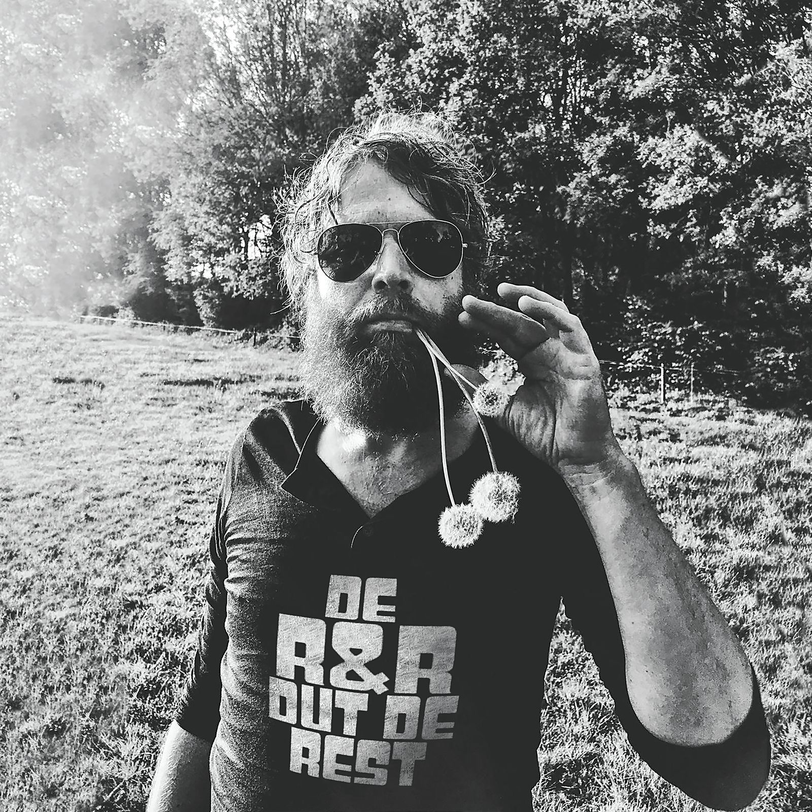 Clip van de Dag: PRONK – Gin’ Blues
