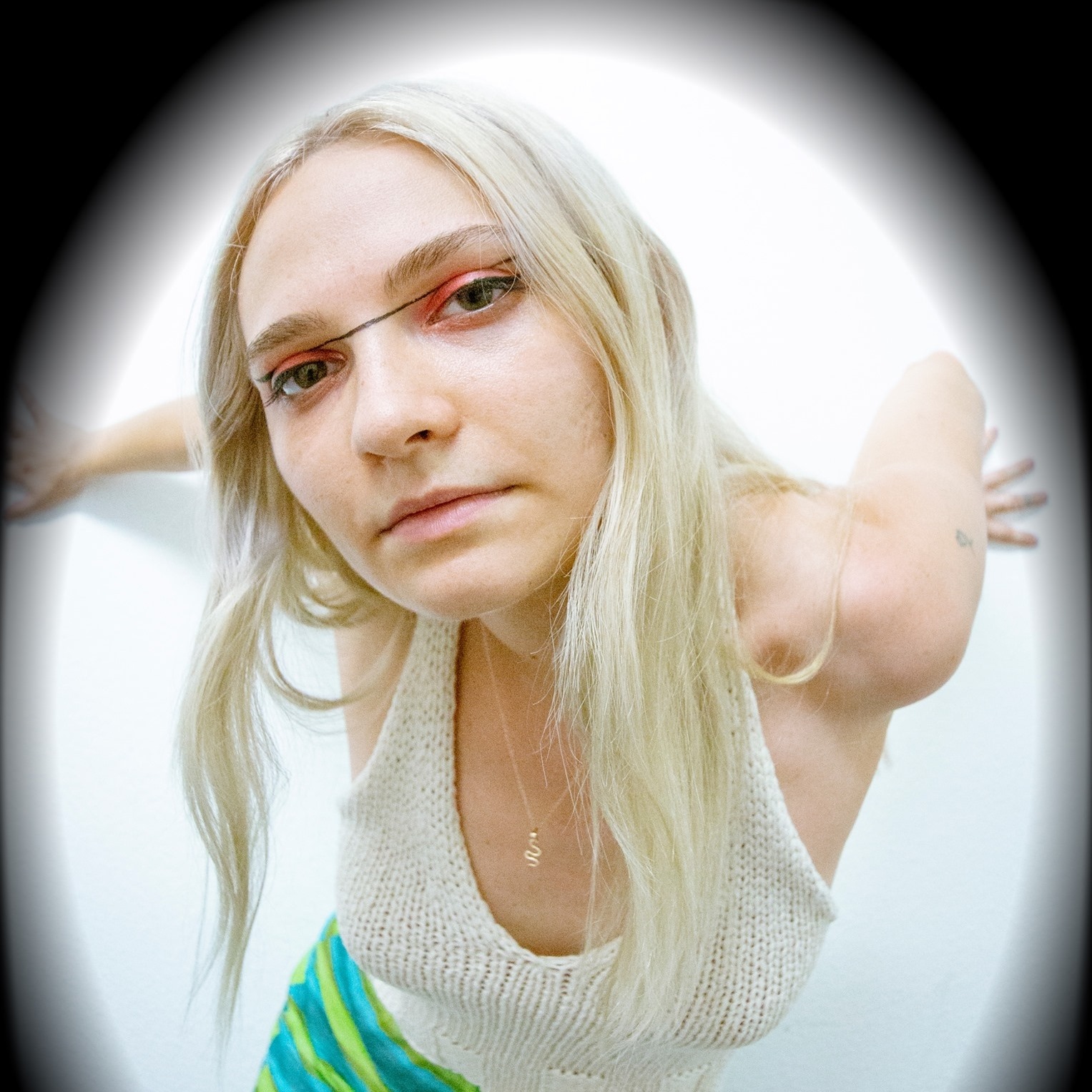 Cherry Glazerr – Soft Drink