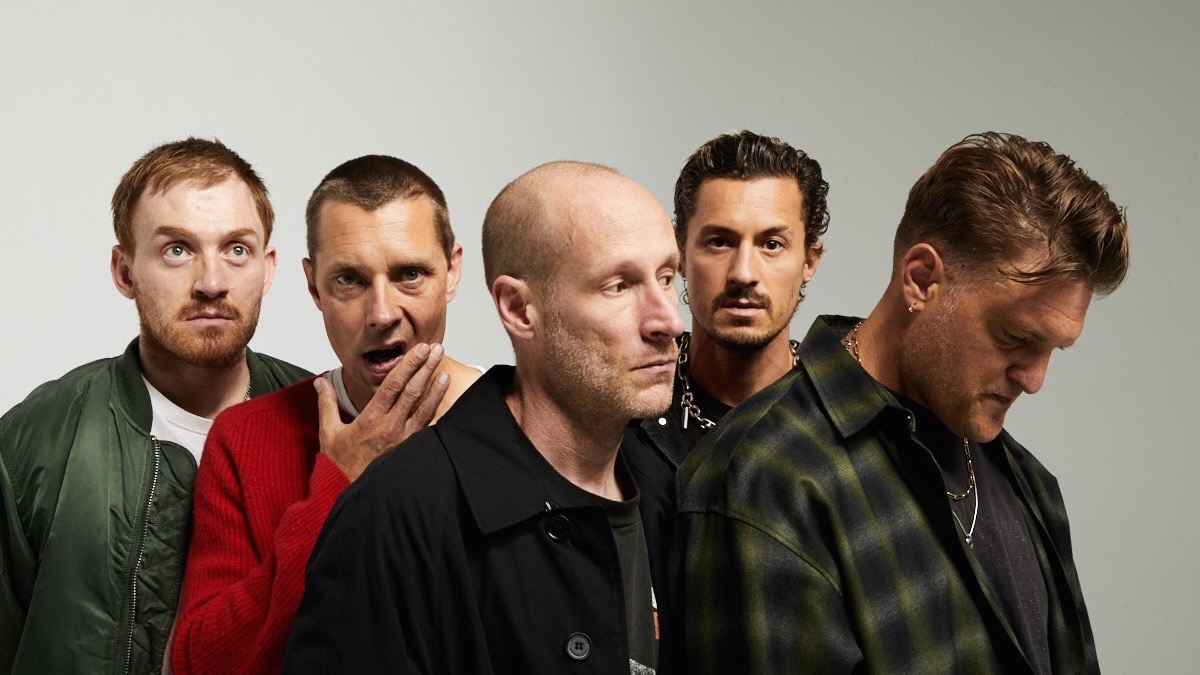 Cold War Kids – Wasted All Night