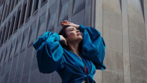 Mitski – Working for the Knife