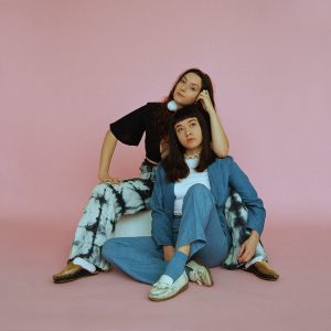 Ohmme – Girl Loves Me