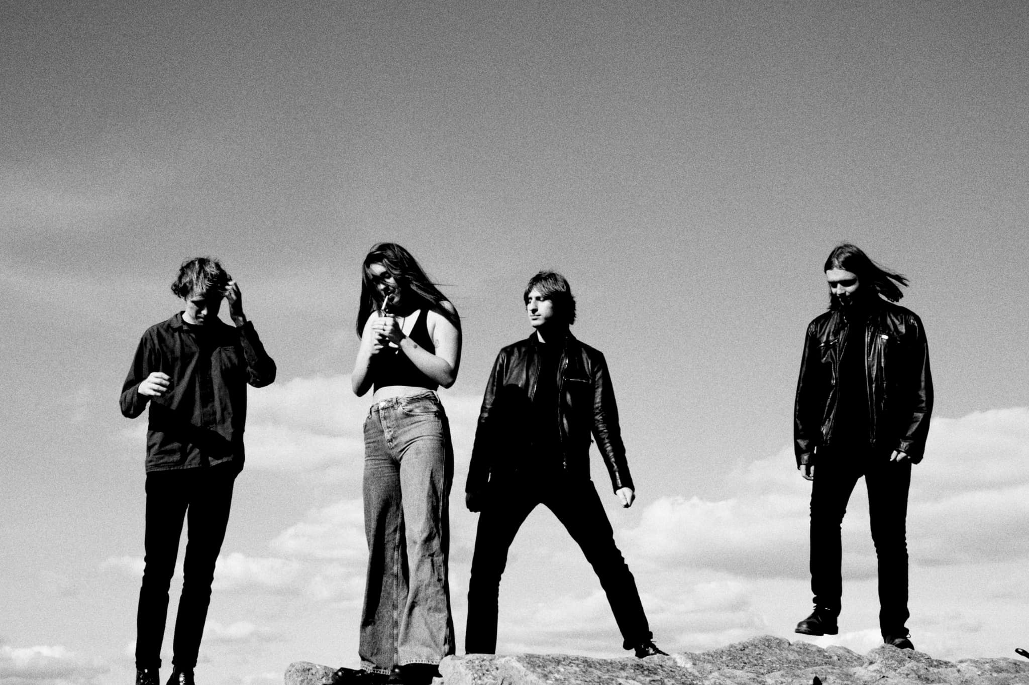 The Mysterines – Hung up