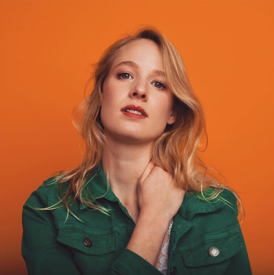 Beryl Anne toont geen genade in haar nieuwe single Twice