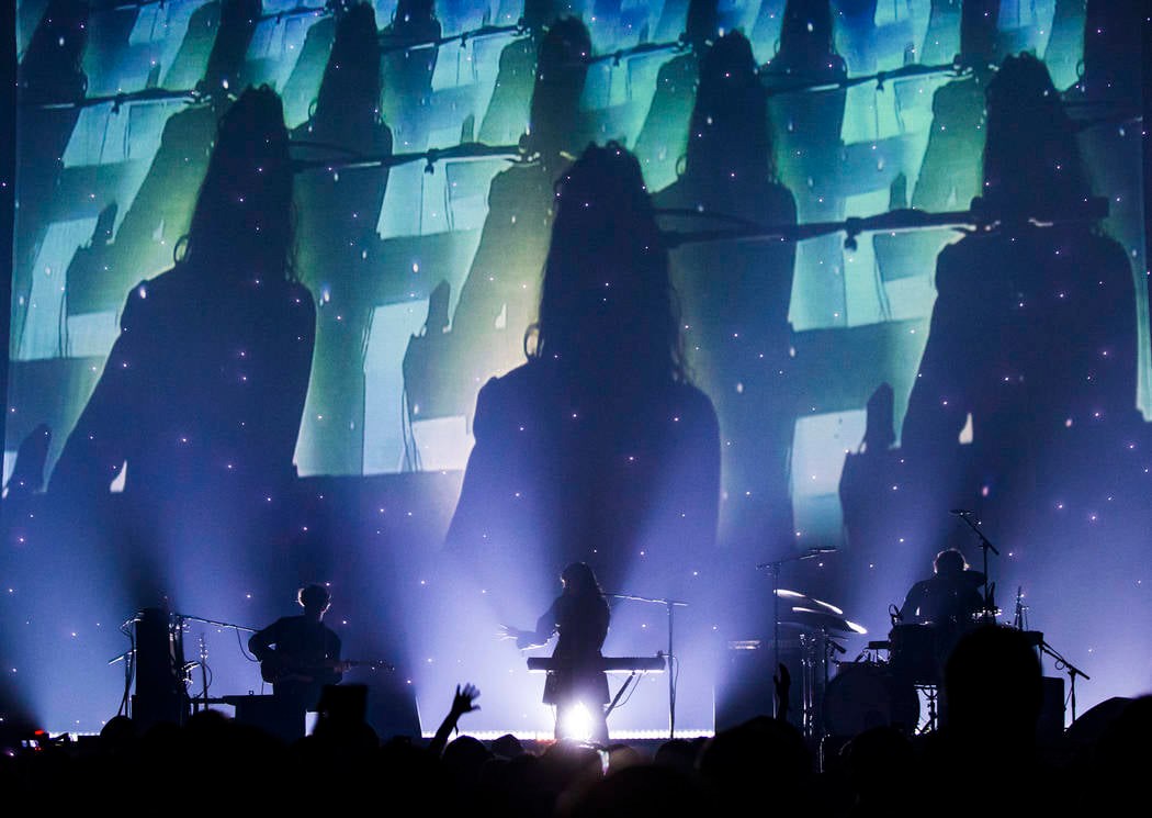 Beach House – New Romance