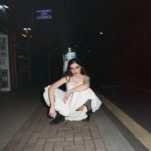 Gretel Hänlyn – Motorbike