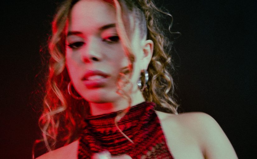 Popwarmer: Nilüfer Yanya – the dealer