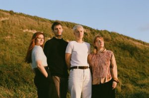 Porridge Radio – Back To The Radio