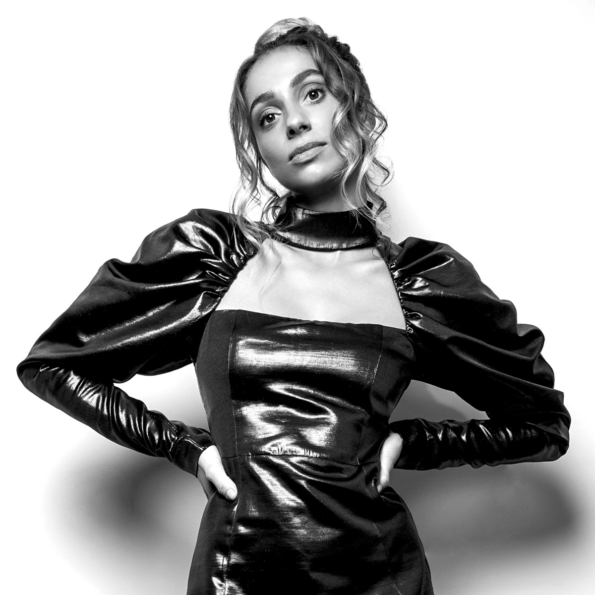 Popwarmer: Nona – Liar