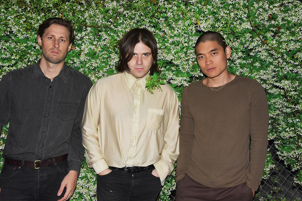 Meatbodies – Reach For The Sunn