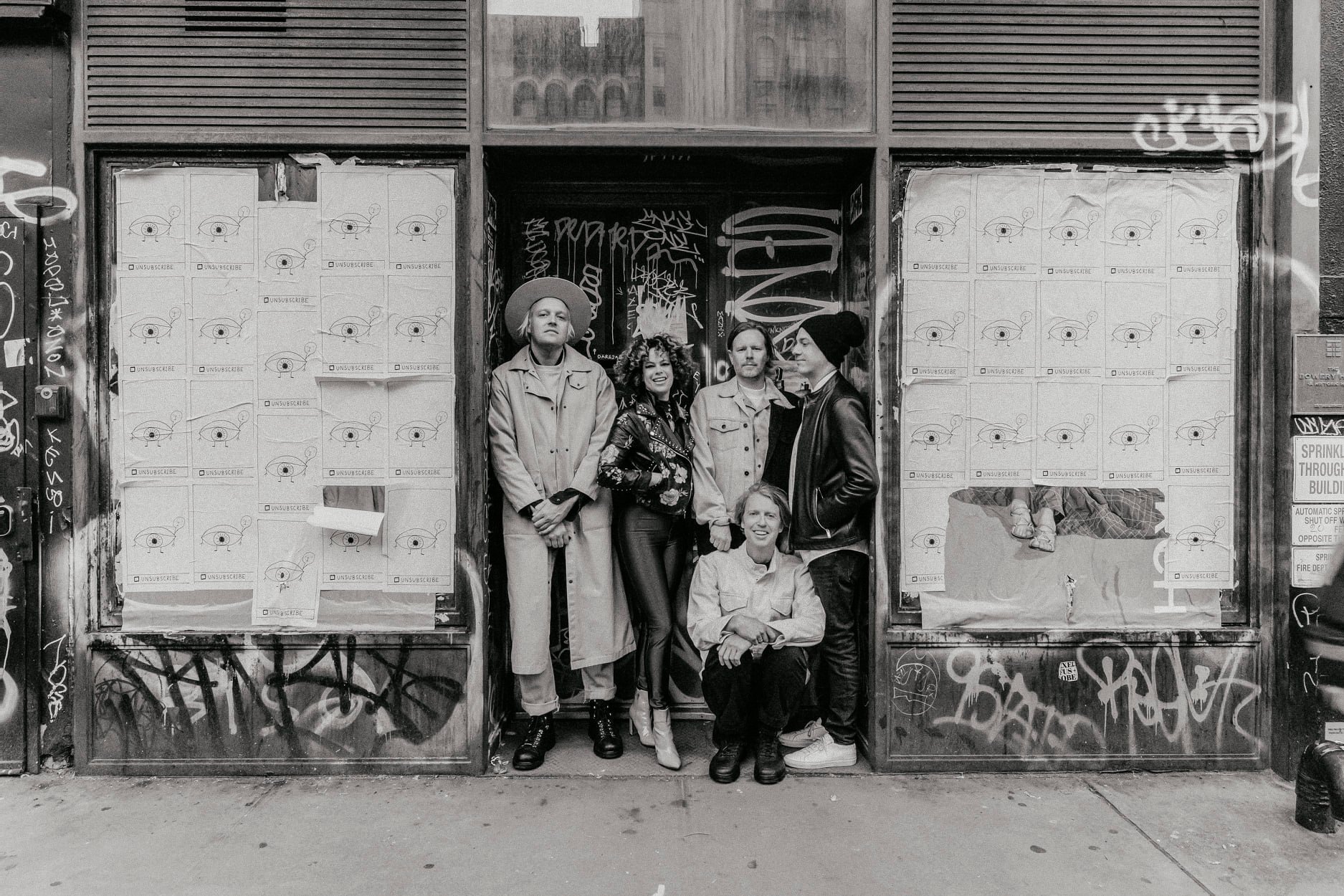 Arcade Fire –Unconditional (Lookout Boy)