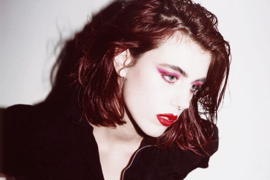 Sylvie Kreusch – Girls