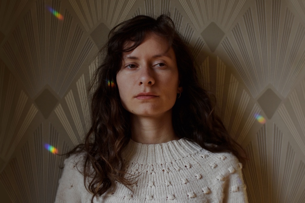 Eerie Wanda – Sail To The Silver Sun