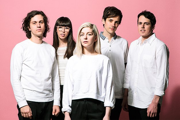 Alvvays – Easy On Your Own?