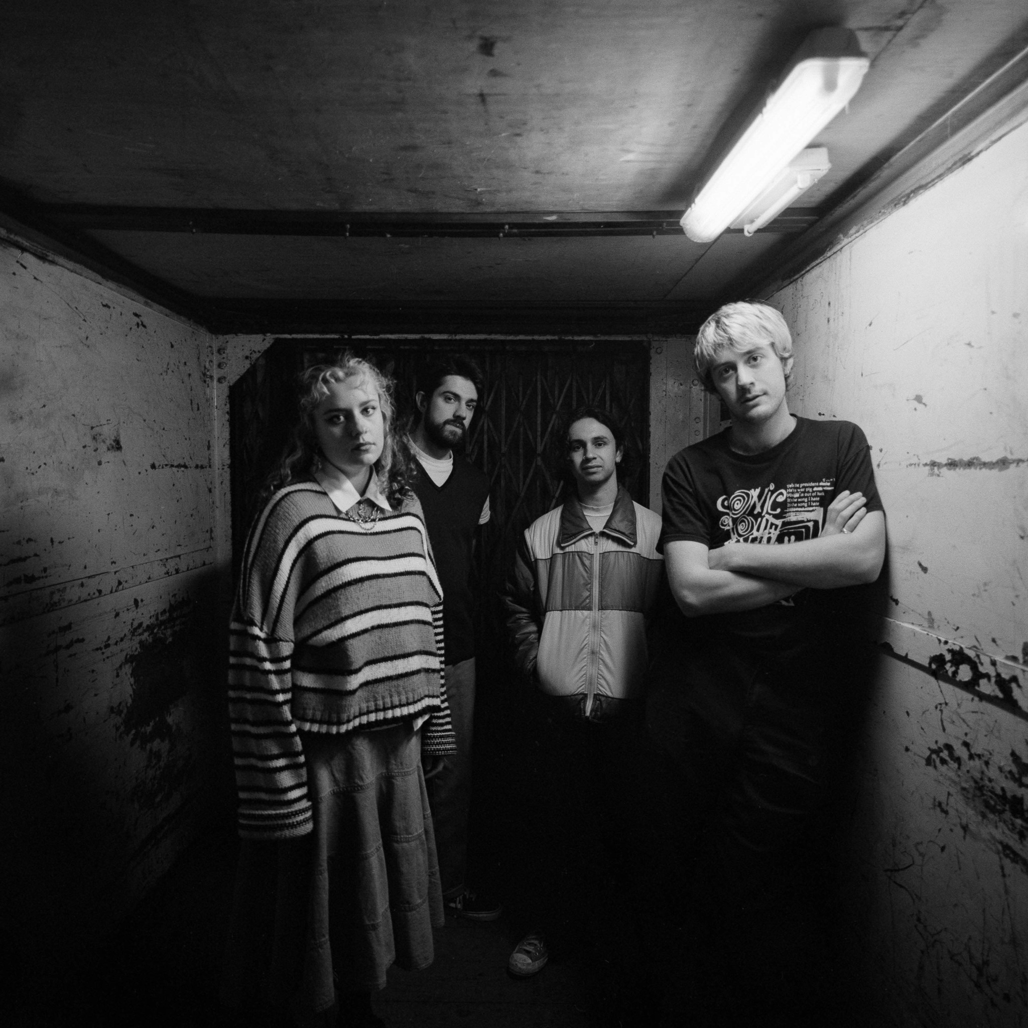 cruush – Sombre by the Weekend