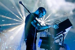 M83 – Oceans Niagara