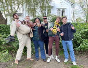Penguin Backstage neemt je mee achter de schermen