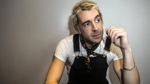 Miles Kane – Troubled Son