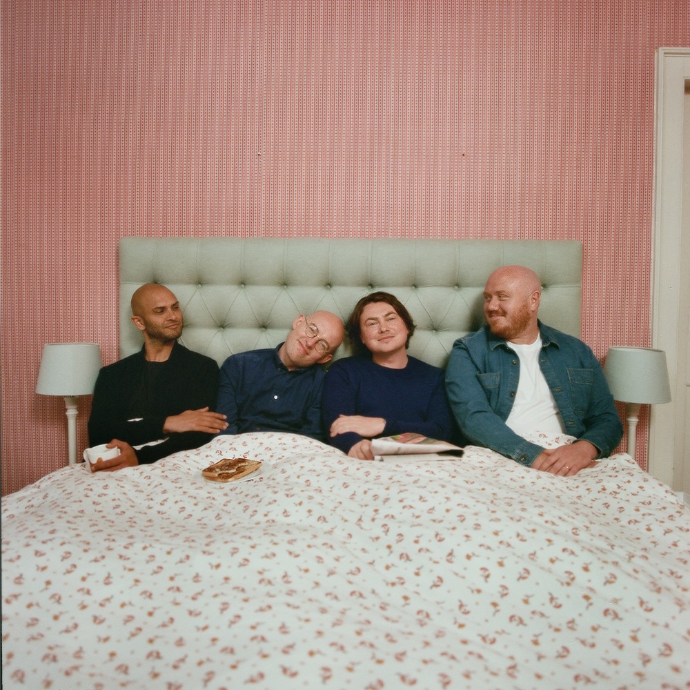 Bombay Bicycle Club – I Want To Be Your Only Pet