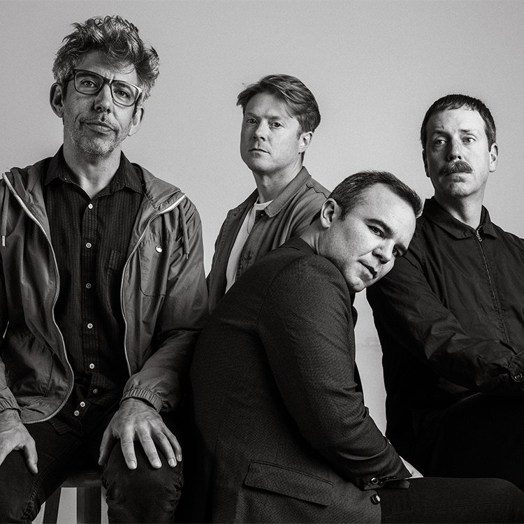 Future Islands – Deep In The Night