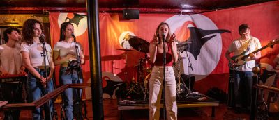 Pinguin Hotspot Groningen: Maya Weber, Celine Rae en Statera