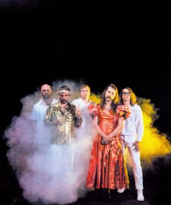 IDLES, LCD Soundsystem – Dancer