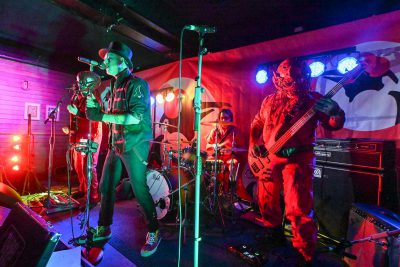 Video’s van de optredens op Pinguin Radio Showcases