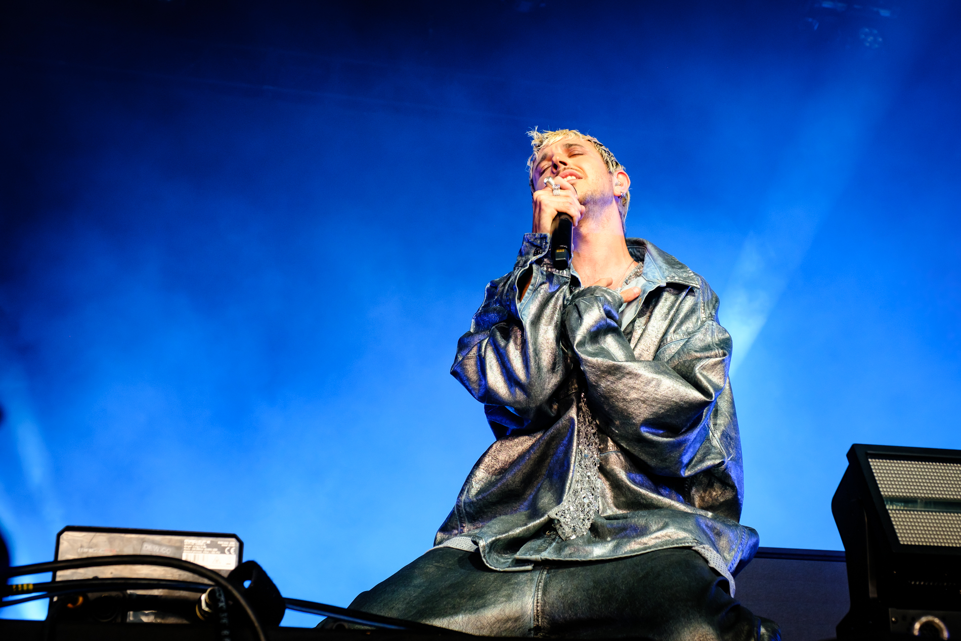 Popwarmer: Oscar and the Wolf – Somebody Without U