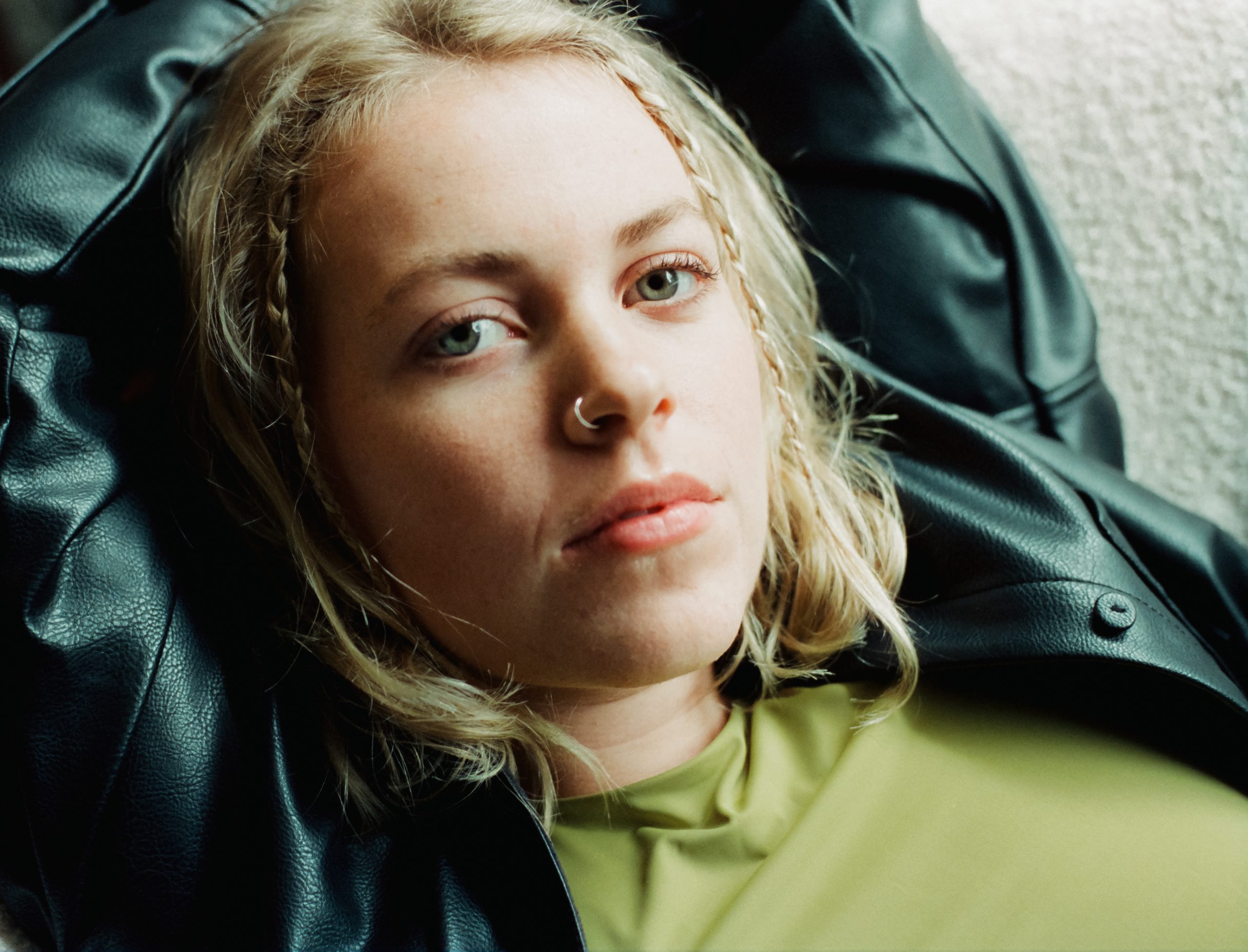 Popwarmer: philine – talking to myself